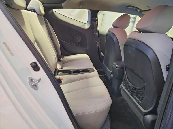 2013 HYUNDAI VELOSTER