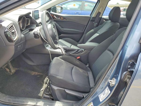 2015 MAZDA 3