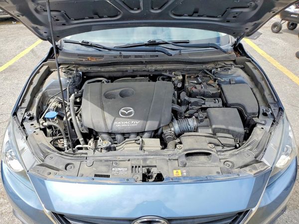 2015 MAZDA 3