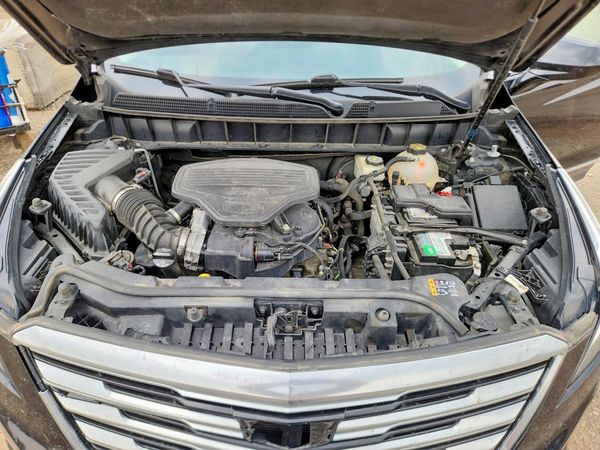 2017 CADILLAC XT5 Luxury