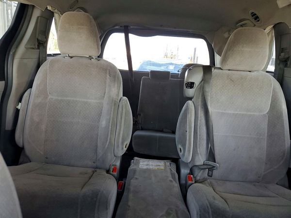 2015 TOYOTA SIENNA