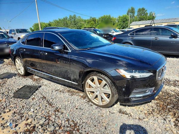 2019 VOLVO S90 Inscription — Passenger 3/4