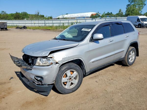 2012 JEEP CHEROKEE Laredo — Front 3/4