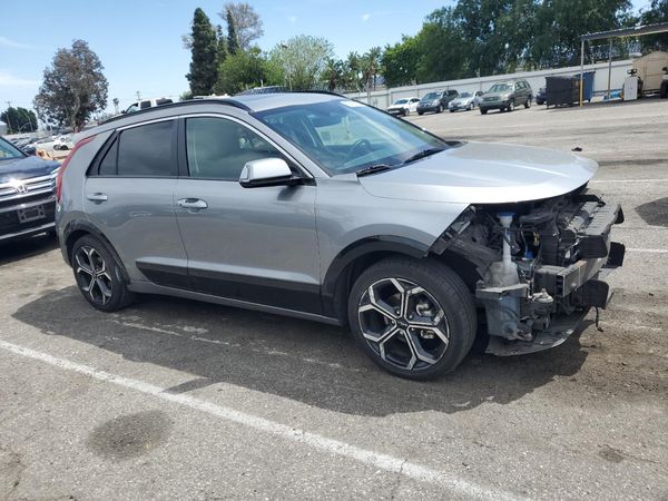 2023 KIA NIRO