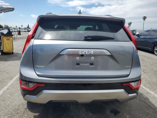 2023 KIA NIRO
