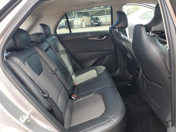 2023 KIA NIRO