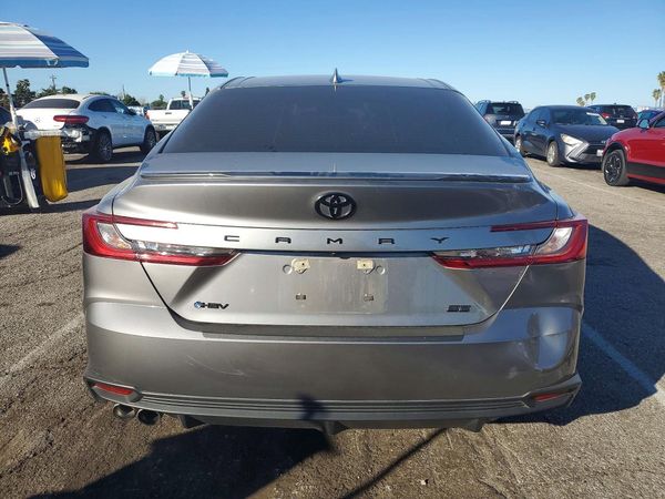2025 TOYOTA CAMRY