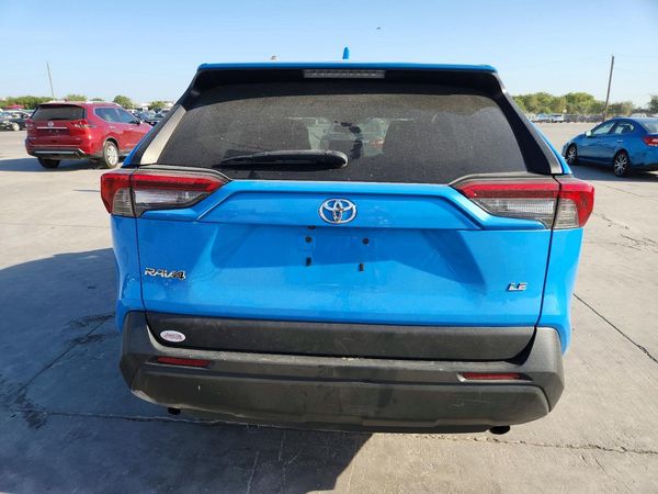 2019 TOYOTA RAV4 LE