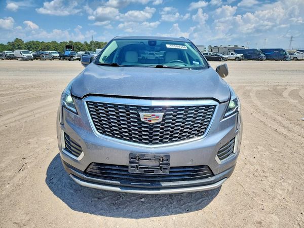 2021 CADILLAC XT5