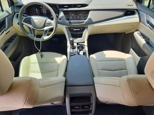 2021 CADILLAC XT5