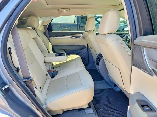 2021 CADILLAC XT5