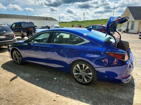 2019 LEXUS ES 350