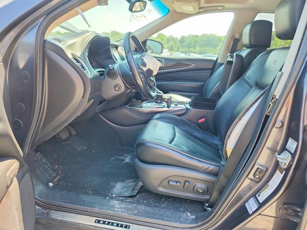 2014 INFINITI QX60 — DENT