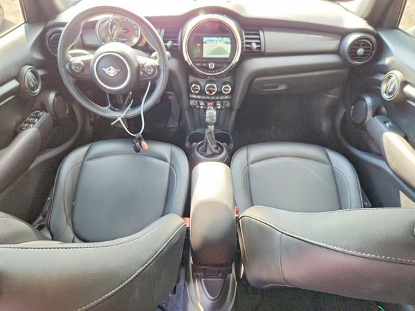 2019 MINI COOPER