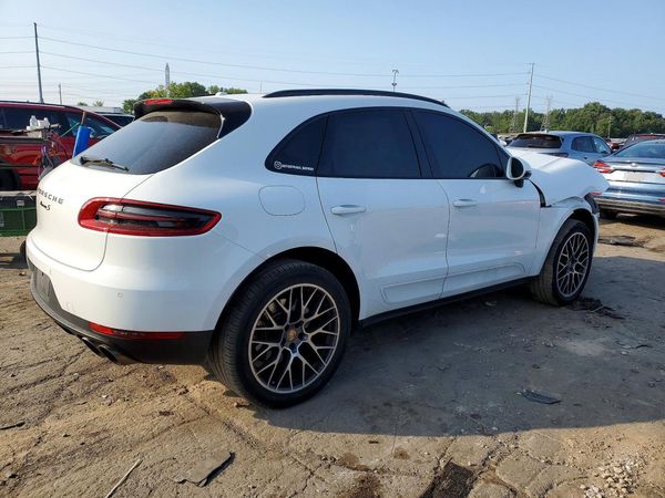 2018 PORSCHE MACAN Macan S