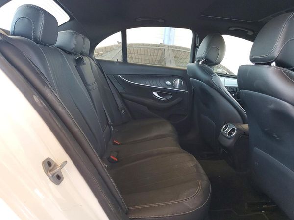2019 MERCEDES-BENZ E E300