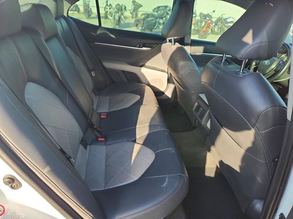 2018 TOYOTA CAMRY SOLA SE/XLE Hybrid