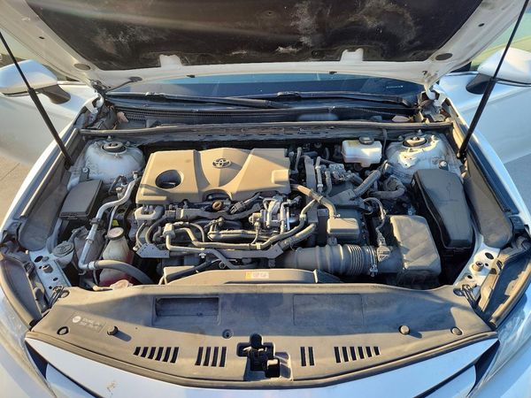 2018 TOYOTA CAMRY SOLA SE/XLE Hybrid