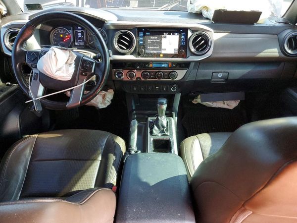 2016 TOYOTA TACOMA Limited