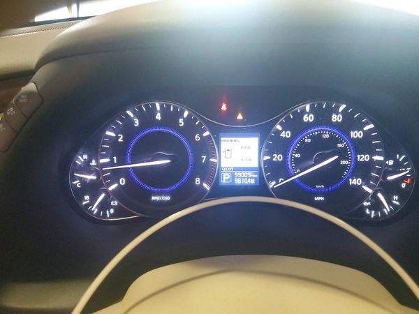 2016 INFINITI QX80