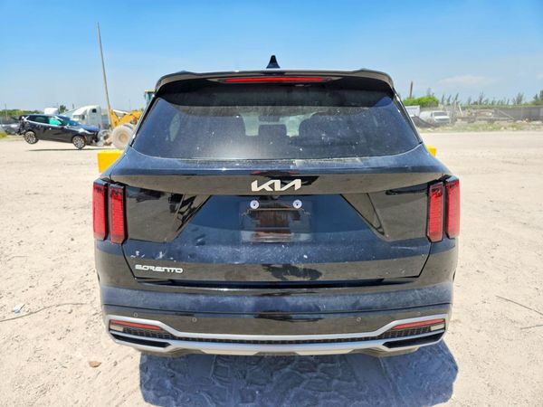 2023 KIA SORENTO S