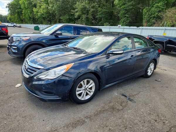 2014 HYUNDAI SONATA GLS/ GLS Popular — Front 3/4