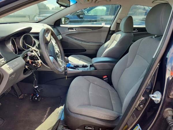 2014 HYUNDAI SONATA GLS/ GLS Popular — DENT