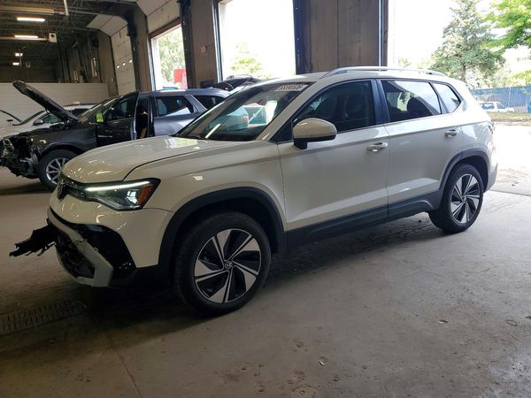 2025 VOLKSWAGEN TAOS
