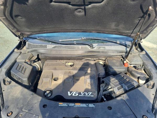 2015 CHEVROLET EQUINOX 2LT — Engine bay