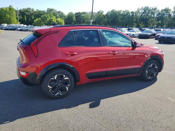 2023 KIA NIRO Wind