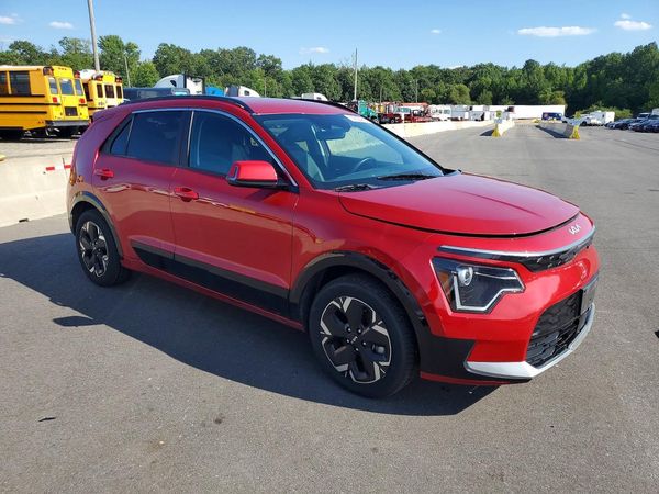 2023 KIA NIRO Wind