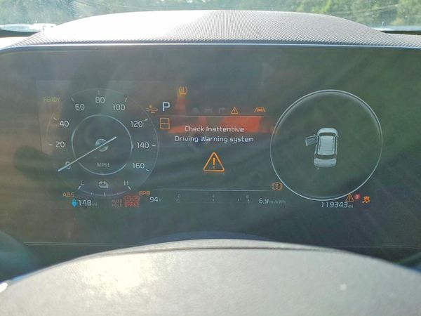 2023 KIA NIRO Wind