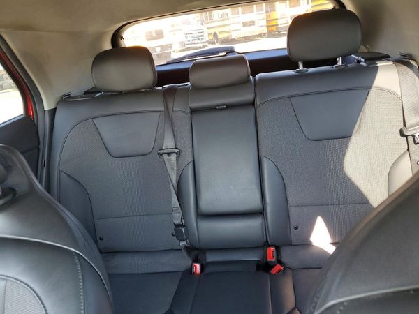 2023 KIA NIRO Wind