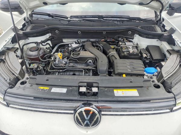 2025 VOLKSWAGEN TAOS