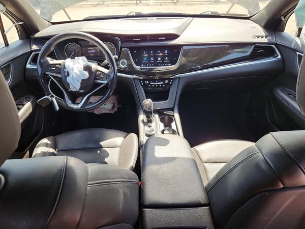 2022 CADILLAC XT6 Premium Luxury