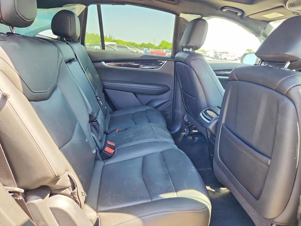 2022 CADILLAC XT6 Premium Luxury