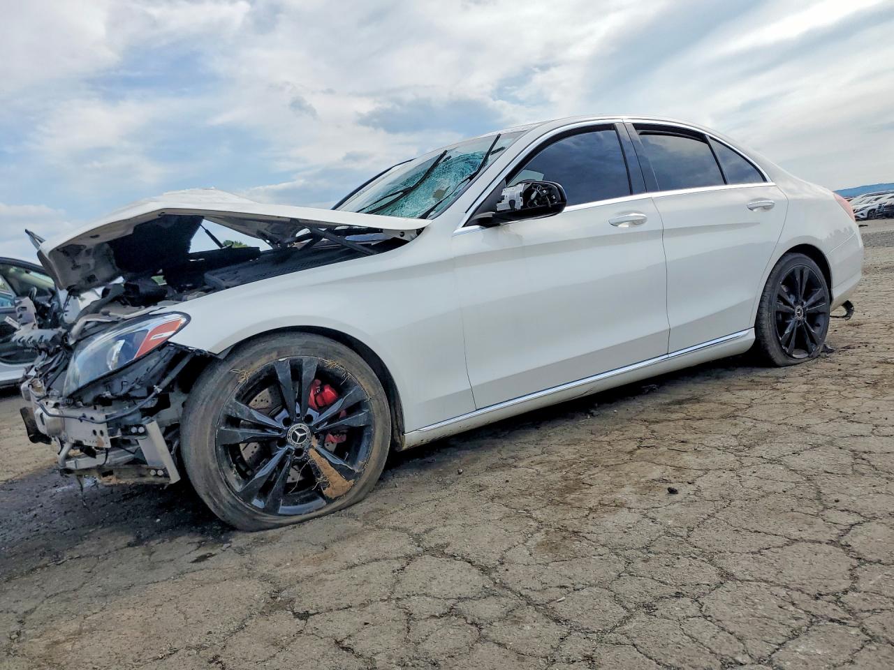 2018 MERCEDES-BENZ C C300-4M