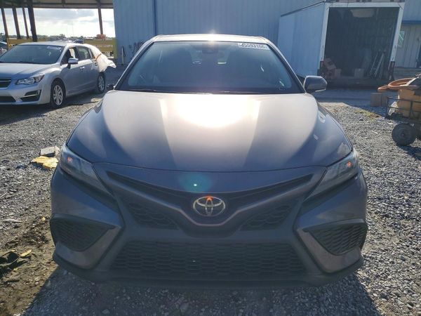 2024 TOYOTA CAMRY
