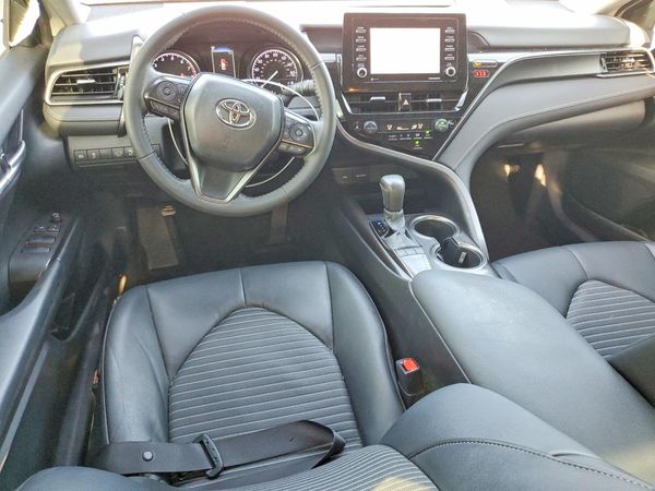 2024 TOYOTA CAMRY