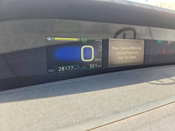 2022 TOYOTA PRIUS