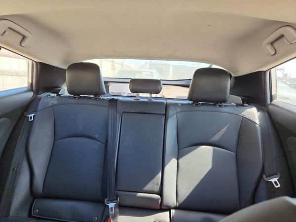 2022 TOYOTA PRIUS