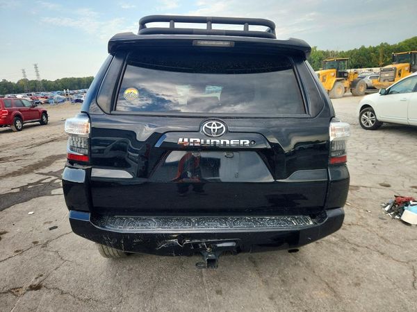 2020 TOYOTA 4RUNNER