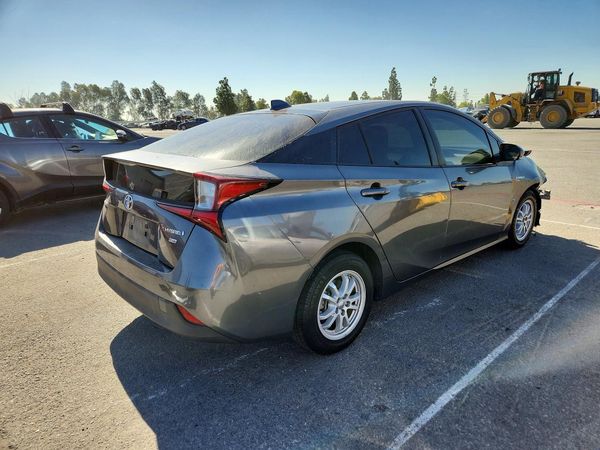 2021 TOYOTA PRIUS