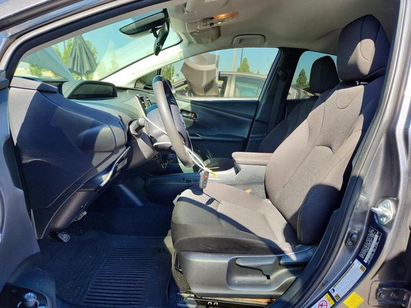 2021 TOYOTA PRIUS