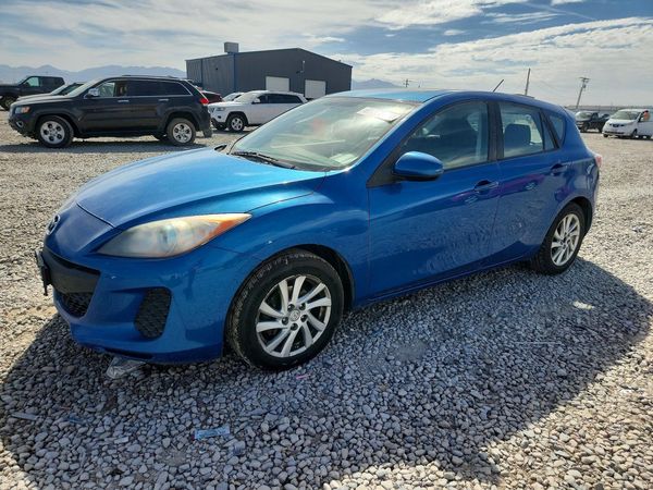 2012 MAZDA 3 Touring/GS