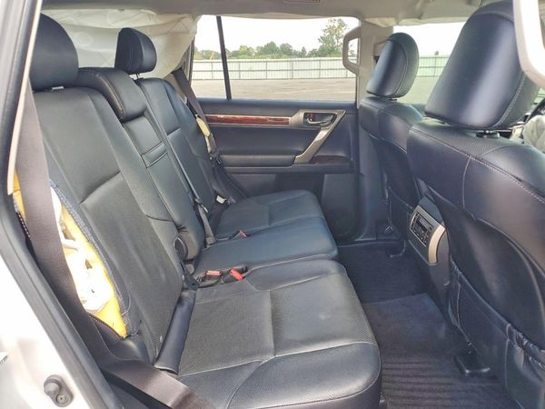 2016 LEXUS GX 460