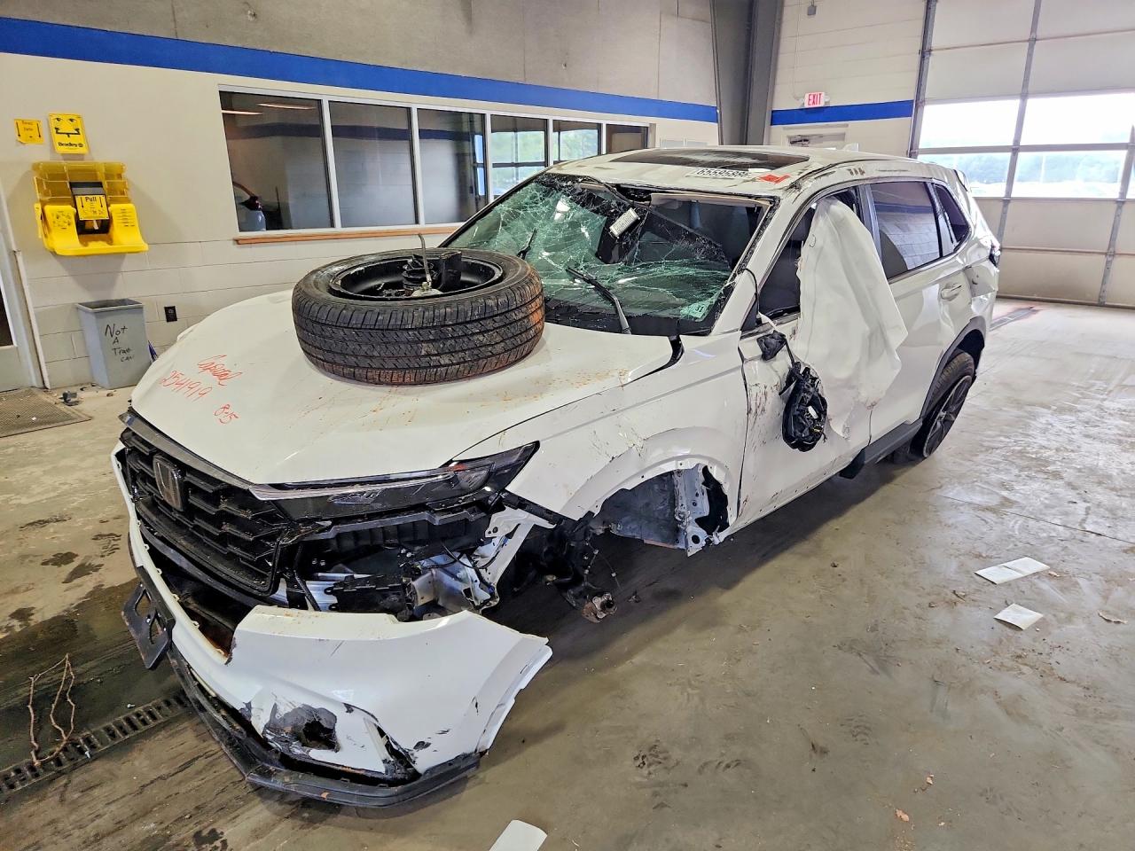 2026 HONDA CRV EX-L — Front 3/4