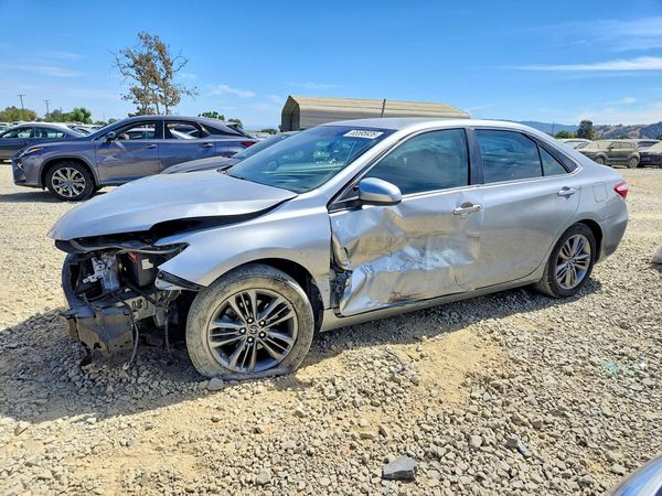 2015 TOYOTA CAMRY