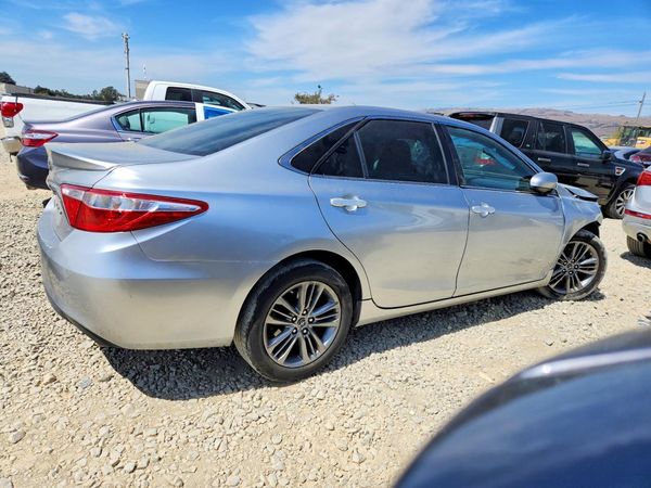 2015 TOYOTA CAMRY