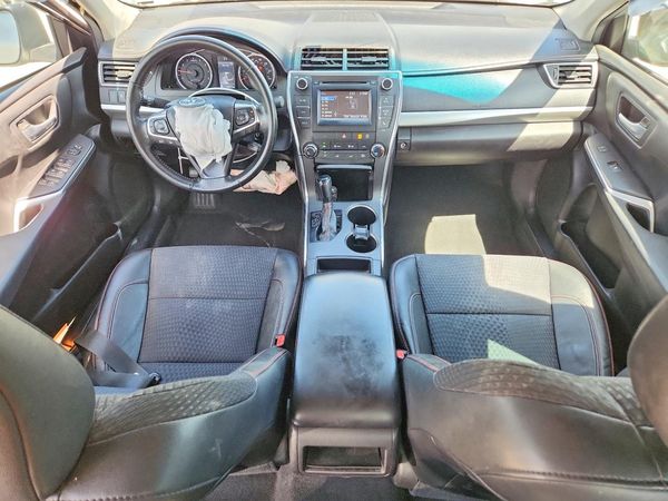 2015 TOYOTA CAMRY
